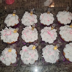 Buttercream infused white cupcakes