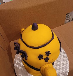 Teapot cake